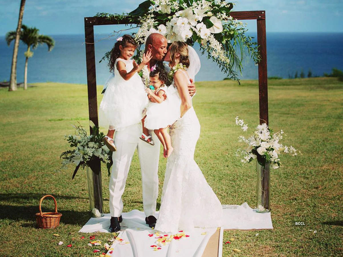 New wedding pictures of Dwayne 'The Rock' Johnson & Lauren Hashian go viral…
