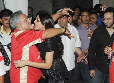 Celebs @ IPL night outs