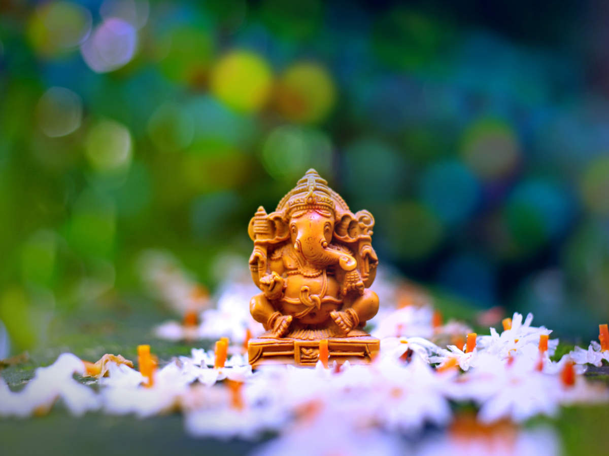 Happy Ganesh Chaturthi Quotes, Messages, Status