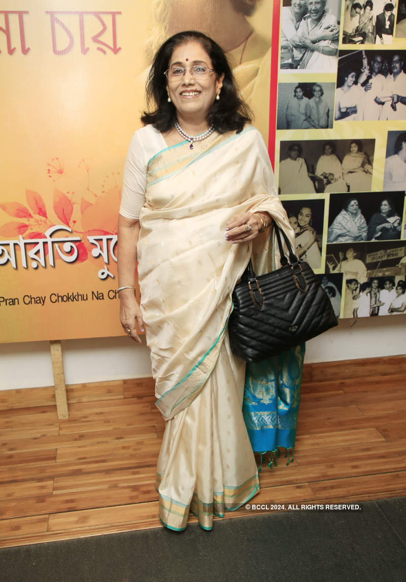 Arati Mukhopadhyay releases her album 'Rabindrasangeet'