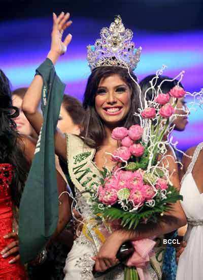 Miss Earth 2010: Nicole Faria