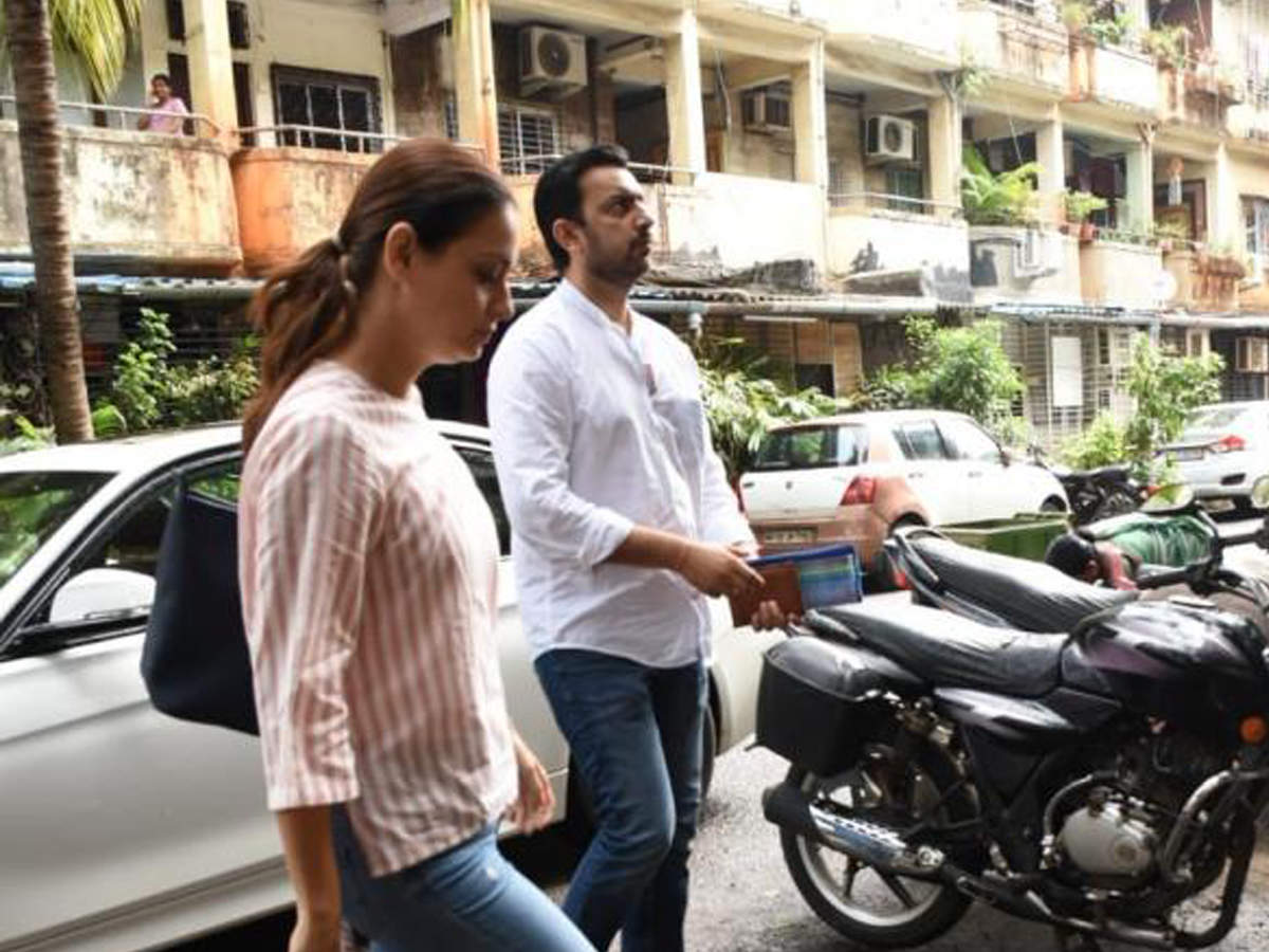 Pics: Dia Mirza And Ex-husband Sahil Sangha Spotted Together For The ...