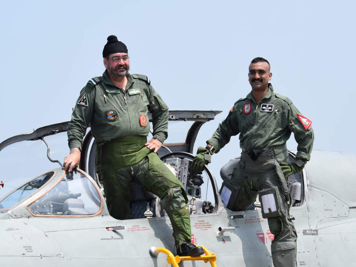 National hero IAF pilot Abhinandan flies MiG-21 again; pictures go viral |  Photogallery - ETimes