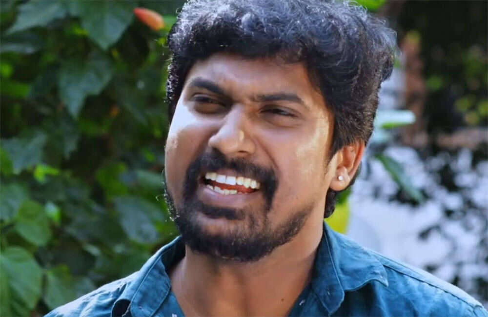 Arivaalae-Unnai-Arivayappa1