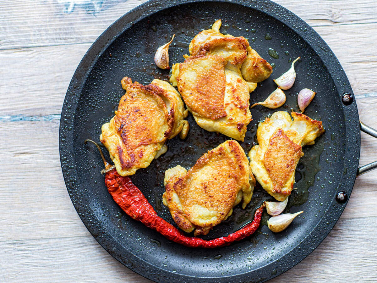 What's the best way to reheat fried chicken?