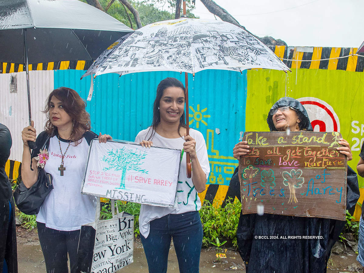 Shraddha Kapoor protests to save 'Aarey forest'