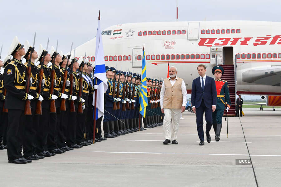 Best pictures from PM Modi's 3-day Russia visit
