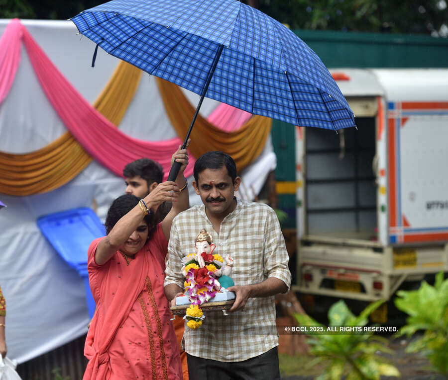 Top 30 photos from Ganpati immersion across India