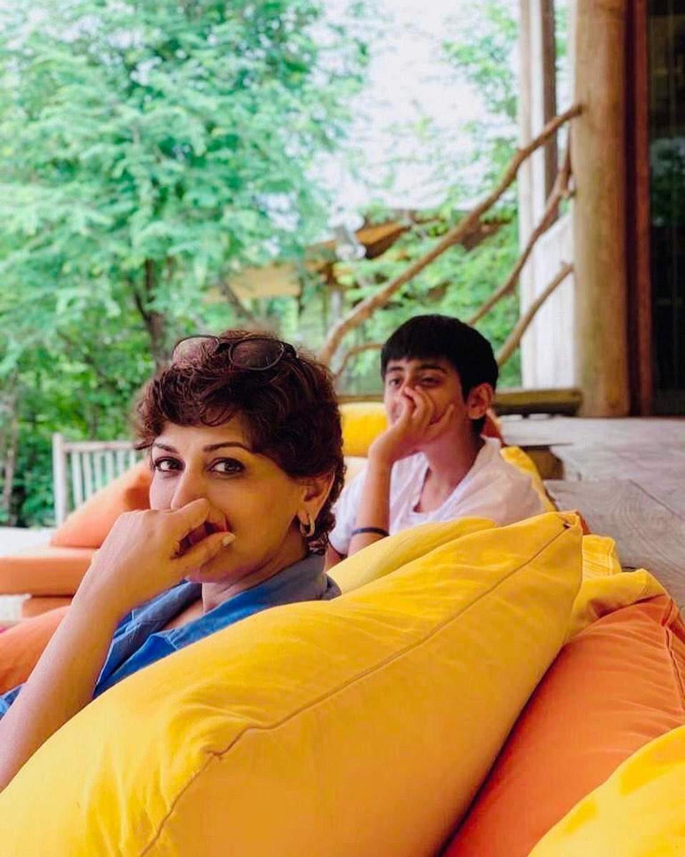 Sonali Bendre S Latest Click Featuring Her Son Ranveer Is Too Adorable For Words Hindi Movie