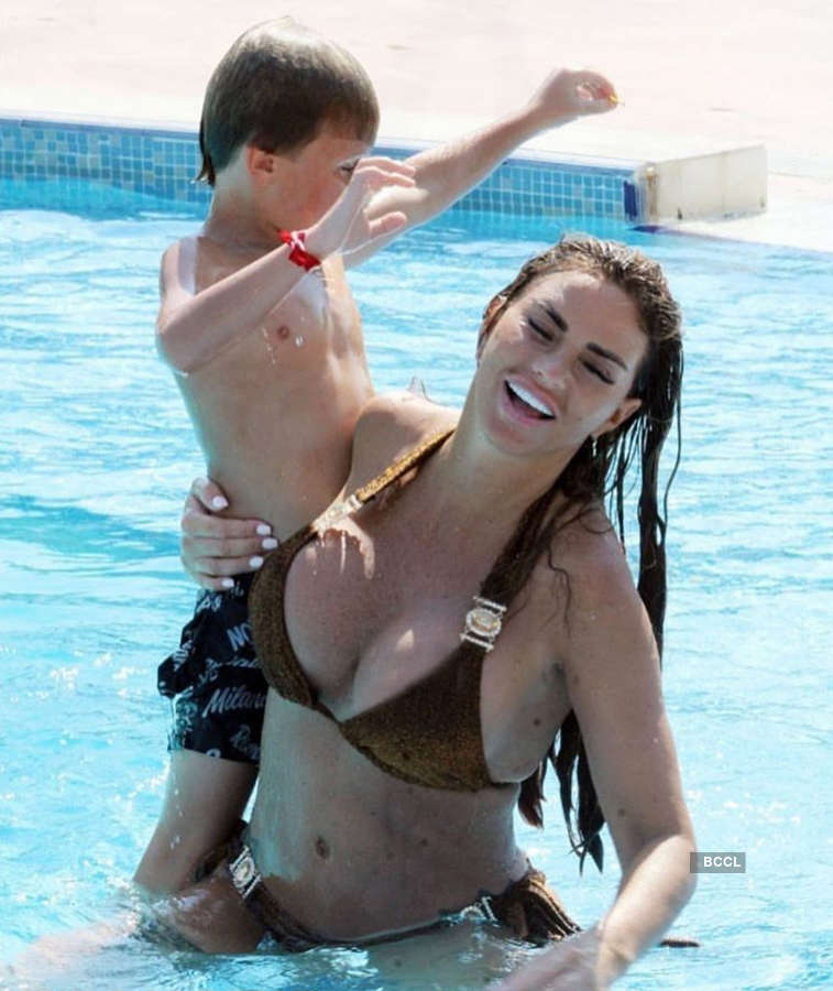 These glamorous pictures of Katie Price prove that she is the fittest mom