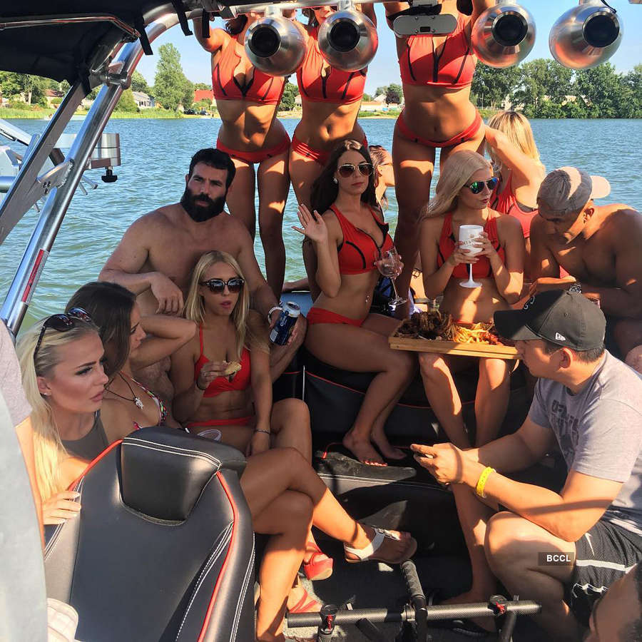 These pictures of poker player Dan Bilzerian show that COVID-19 has not aff...