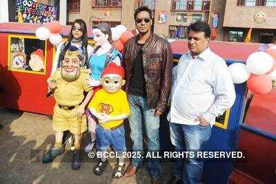 Ajay promotes 'Toonpur Ka..' 