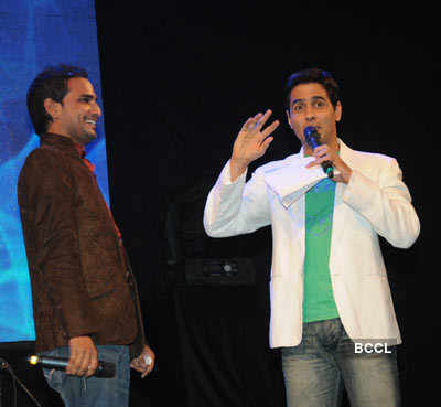 Vishal & Shekhar's live performance 