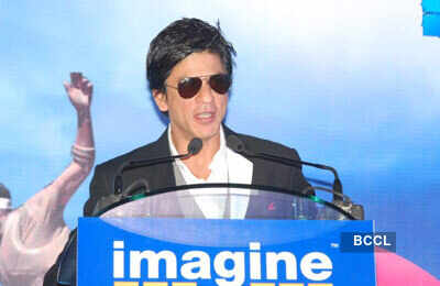 SRK @ TV show launch