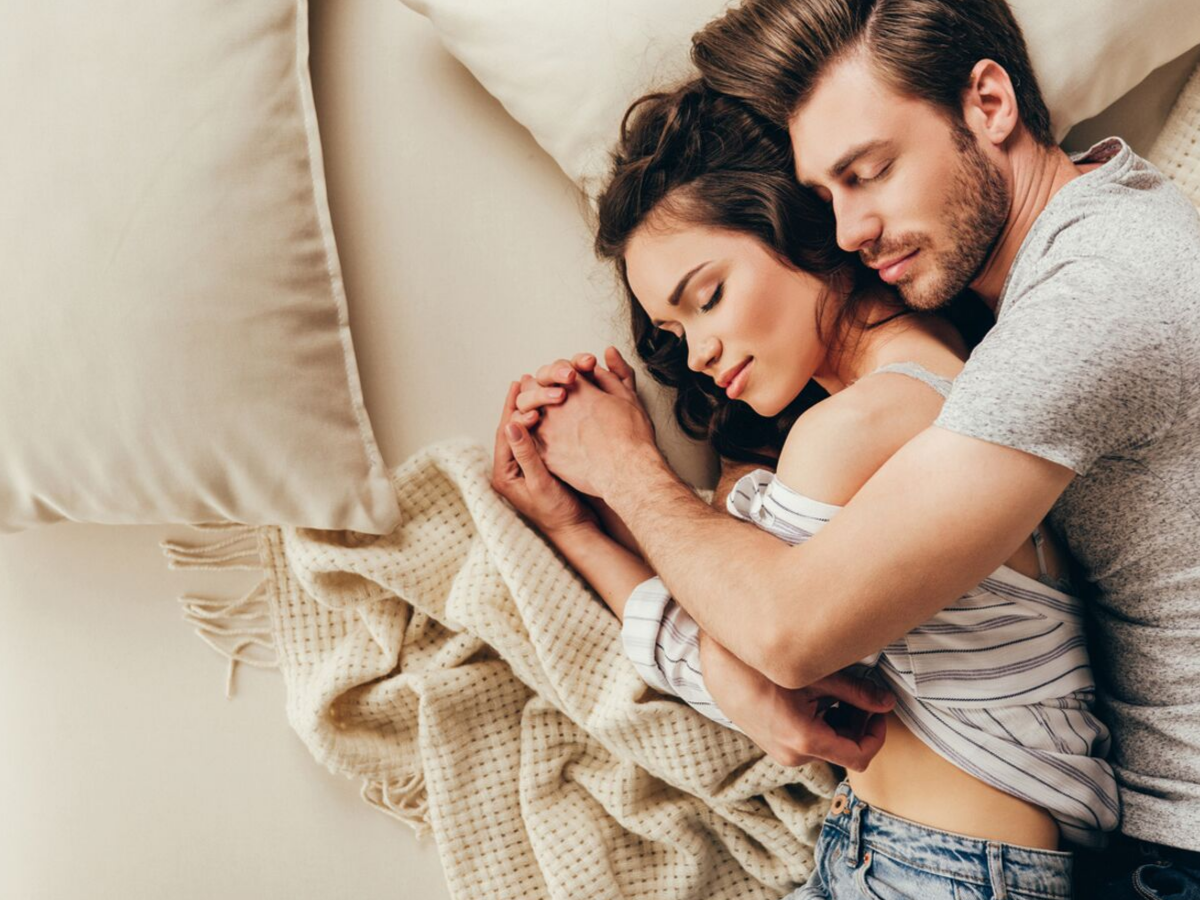 How You Cuddle Your Lover Can Say A Lot About Your Relationship The 