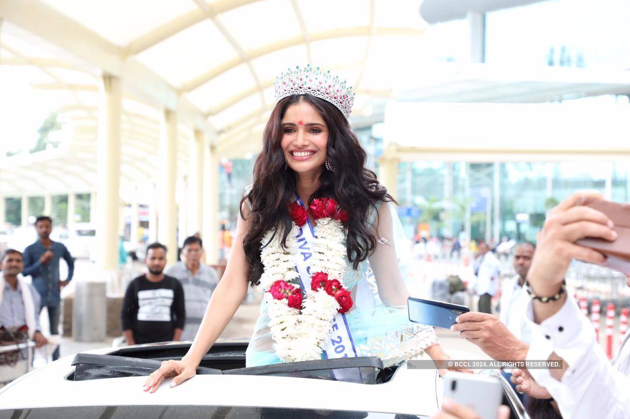 Miss Diva Universe 2019 Vartika Singh Homecoming