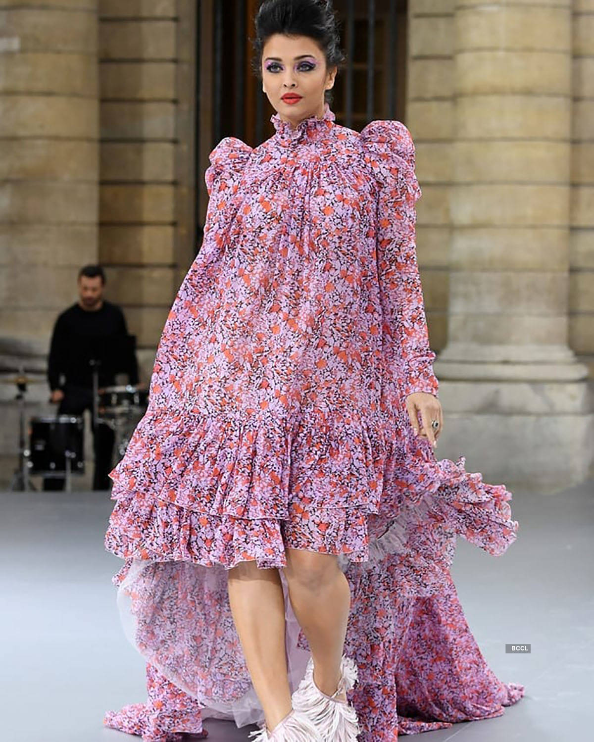 Wendell Rodricks is not happy with Aishwarya's Paris Fashion Week look