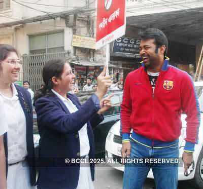 Paes @ Anti-honking campaign
