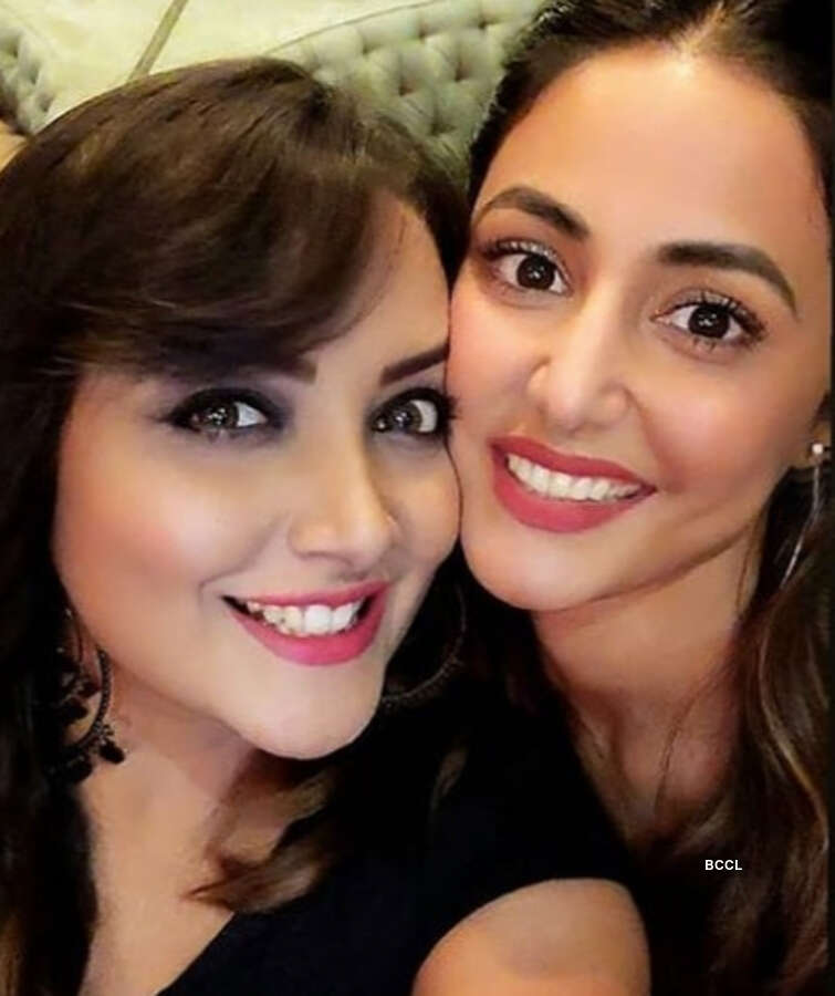 Hina Khan's birthday bash