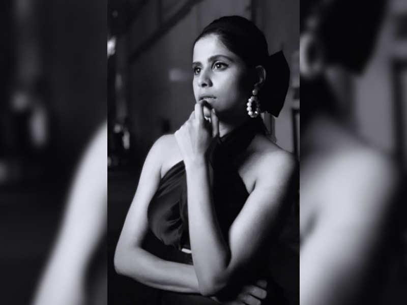 Sai Tamhankar looks stunning in This candid black and white picture
