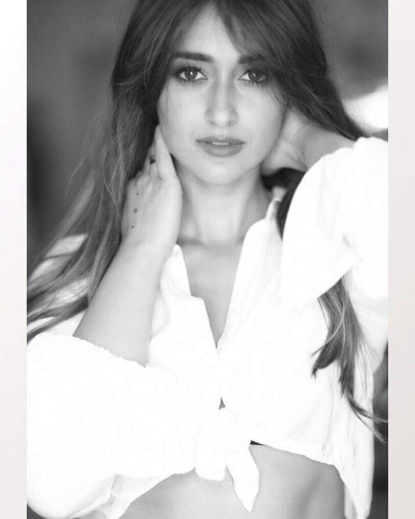 ileana_official_67750209_410128062941837_5059070885256170368_n