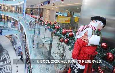 Christmas preparations @ mall