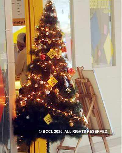 Christmas preparations @ mall