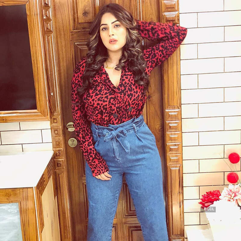 Glamorous pictures of former Bigg Boss 13 contestant Shehnaaz Gill you simply canโt miss! Glamorous pictures of former Bigg Boss 13 contestant Shehnaaz Gill you simply canโt miss!