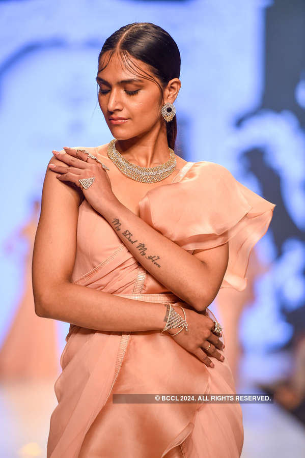 Bombay Times Fashion Week 2019 - Gehna - Day 2