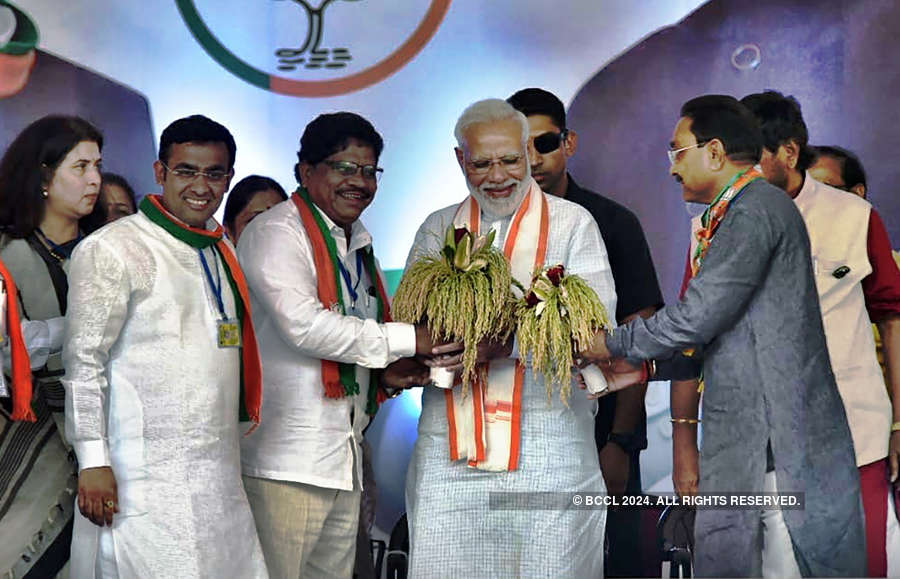 Pictures from PM Modi's election rally in Vidarbha