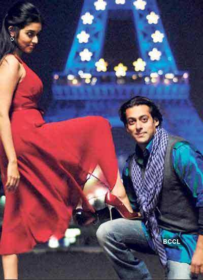 Salman-Asin tie the knot!
