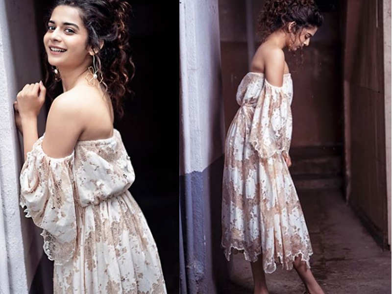 Photo: Mithila Palkar looks fashionable in her latest pictures