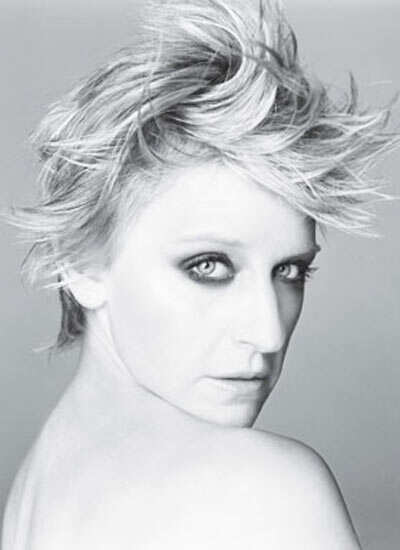 Most charitable celebs of 2010