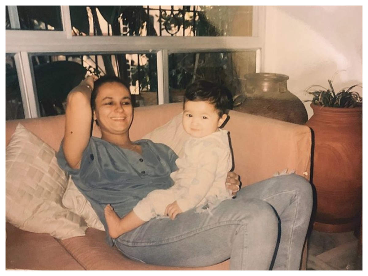 Alia Bhatt is a bundle of cuteness in this throwback picture with ...