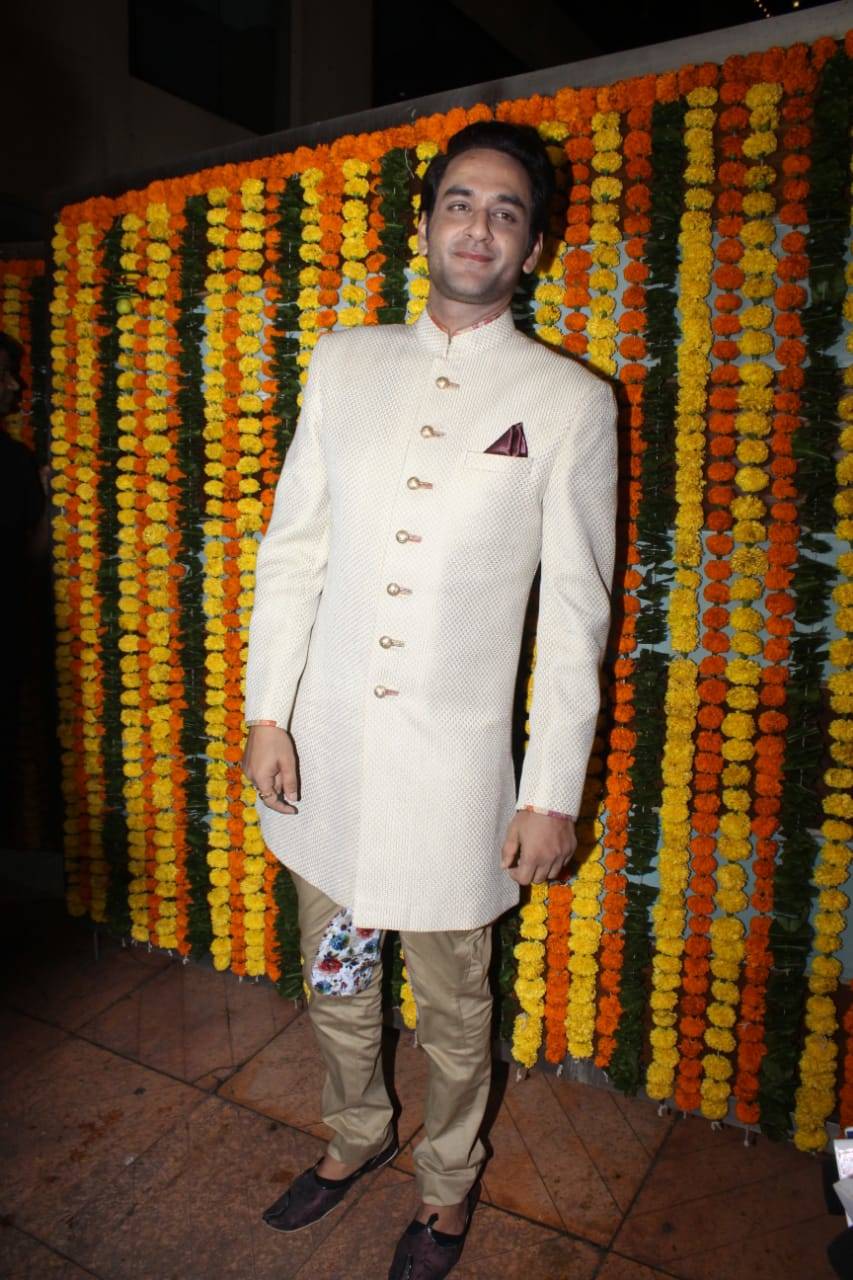 Ekta Kapoor's Diwali bash(19).