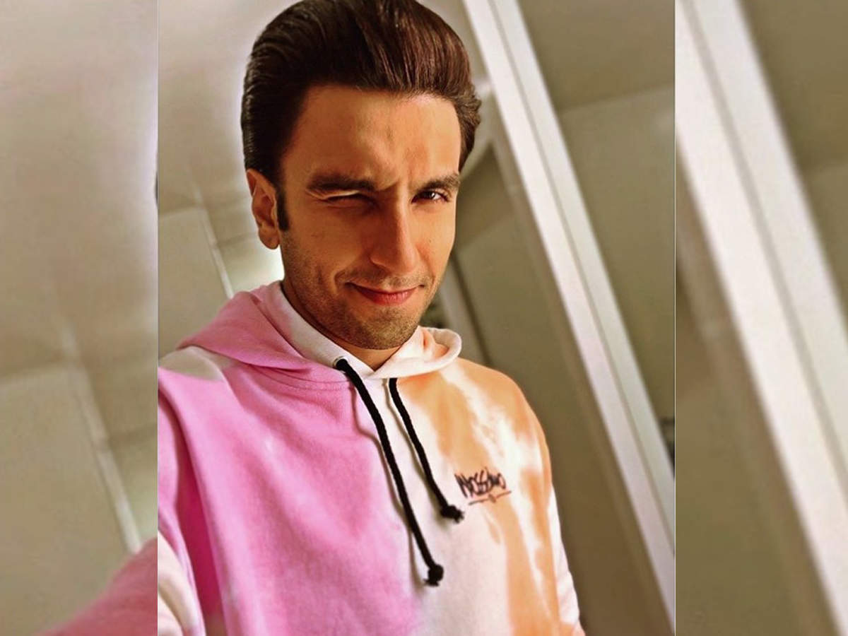 Check Out Bollywood Actor Ranveer Singh's New Hairstyle