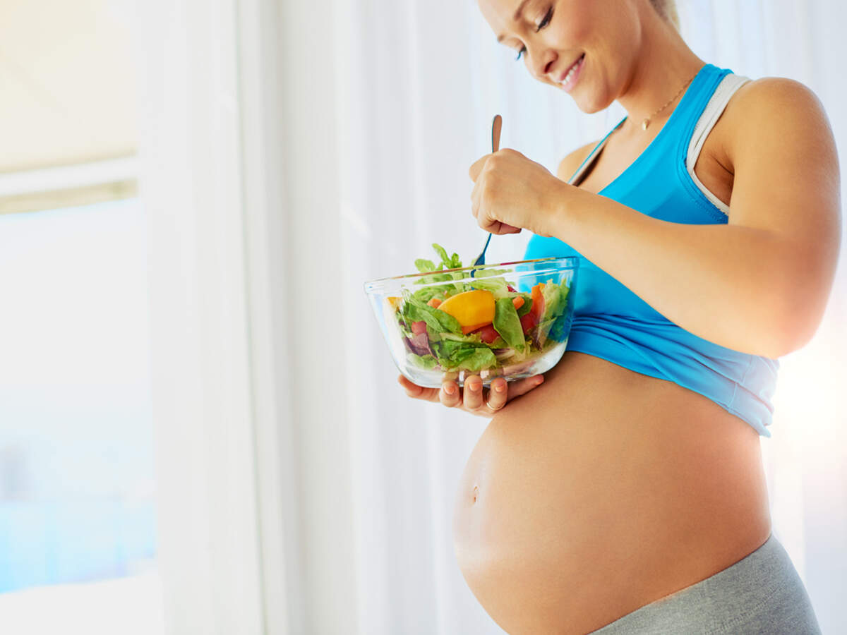 What To Eat During Pregnancy Should You Eat Grapes During Pregnancy Times Of India