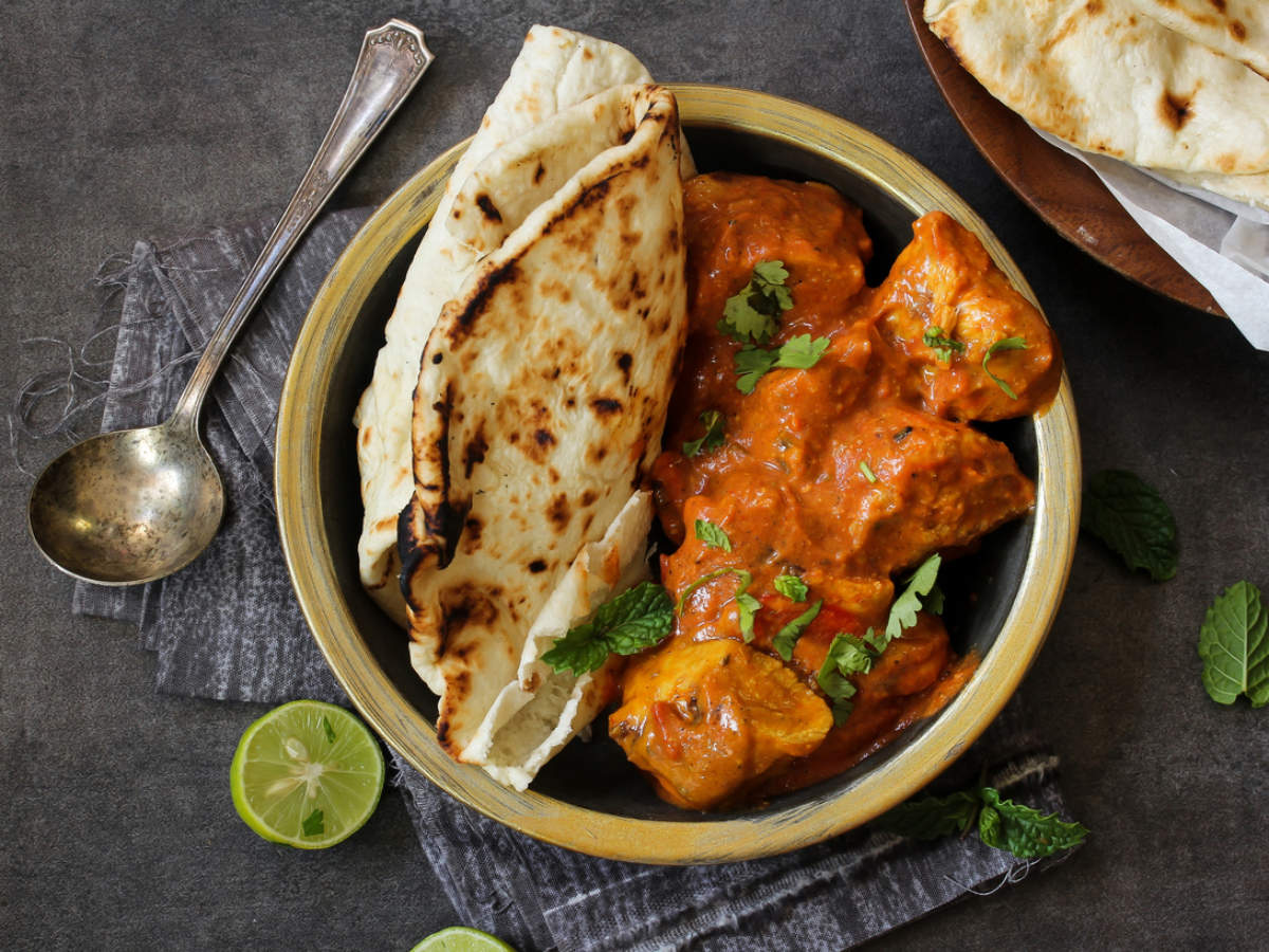 [Image of Butter chicken street food in Delhi]