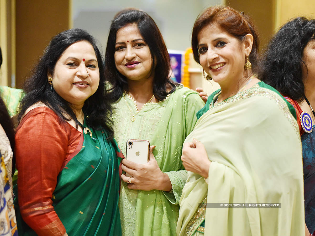 A fun-filled evening for these ladies in Prayagraj