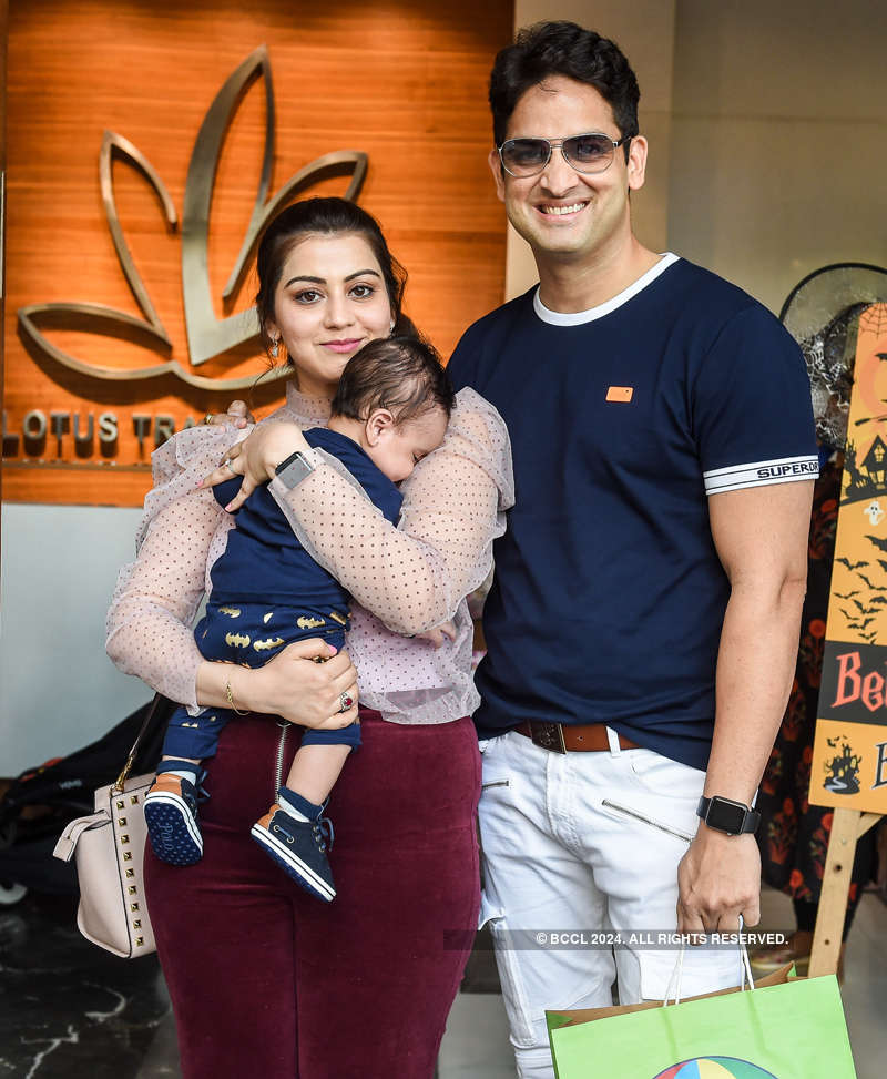 Karanvir and wife Teejay throw a Halloween-themed birthday party for twin daughters
