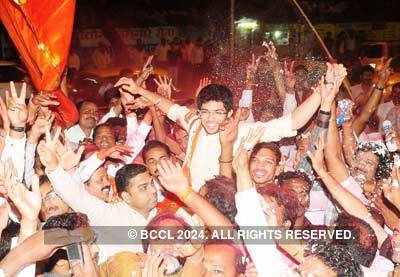 Vidhyarthi Sena wins in senate elections