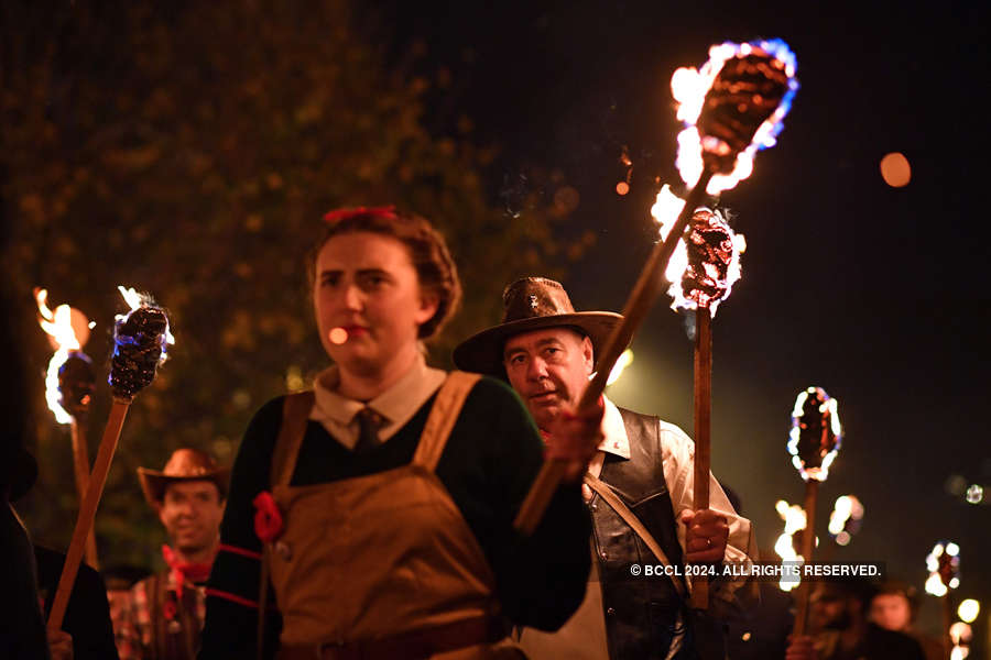 Britain marks Guy Fawkes' gunpowder plot with Bonfire Night