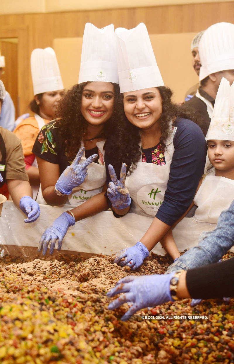 Celebs attend the cake-mixing ceremony