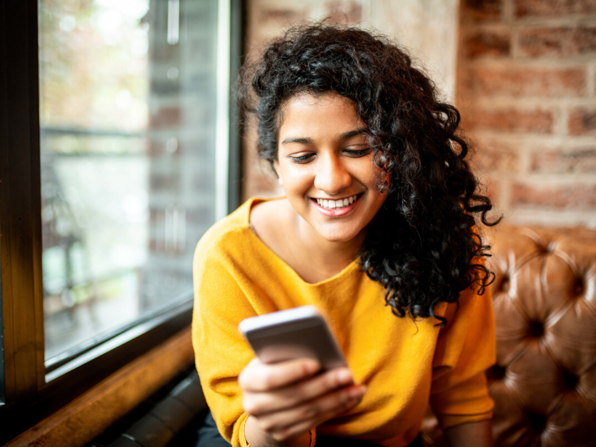 10 Popular Lesbian Dating Apps to Help You Find Love
