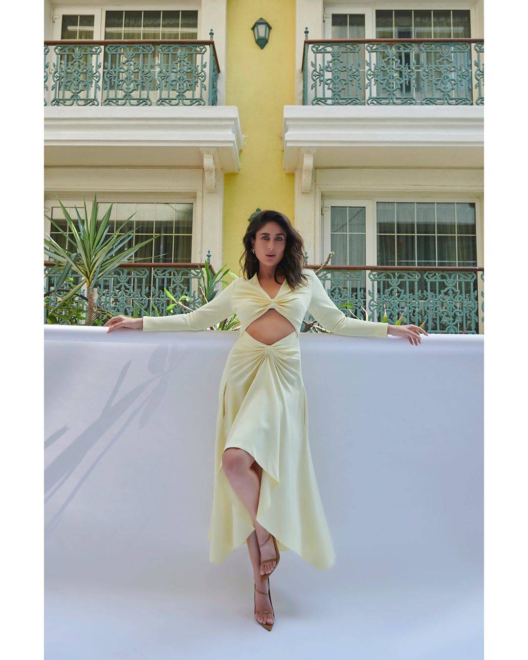 Photos: Kareena Kapoor Khan latest alluring pictures will surely brighten  up your day | Hindi Movie News - Times of India