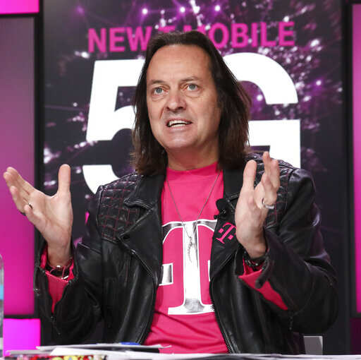 T-Mobile CEO John Legere to resign next year