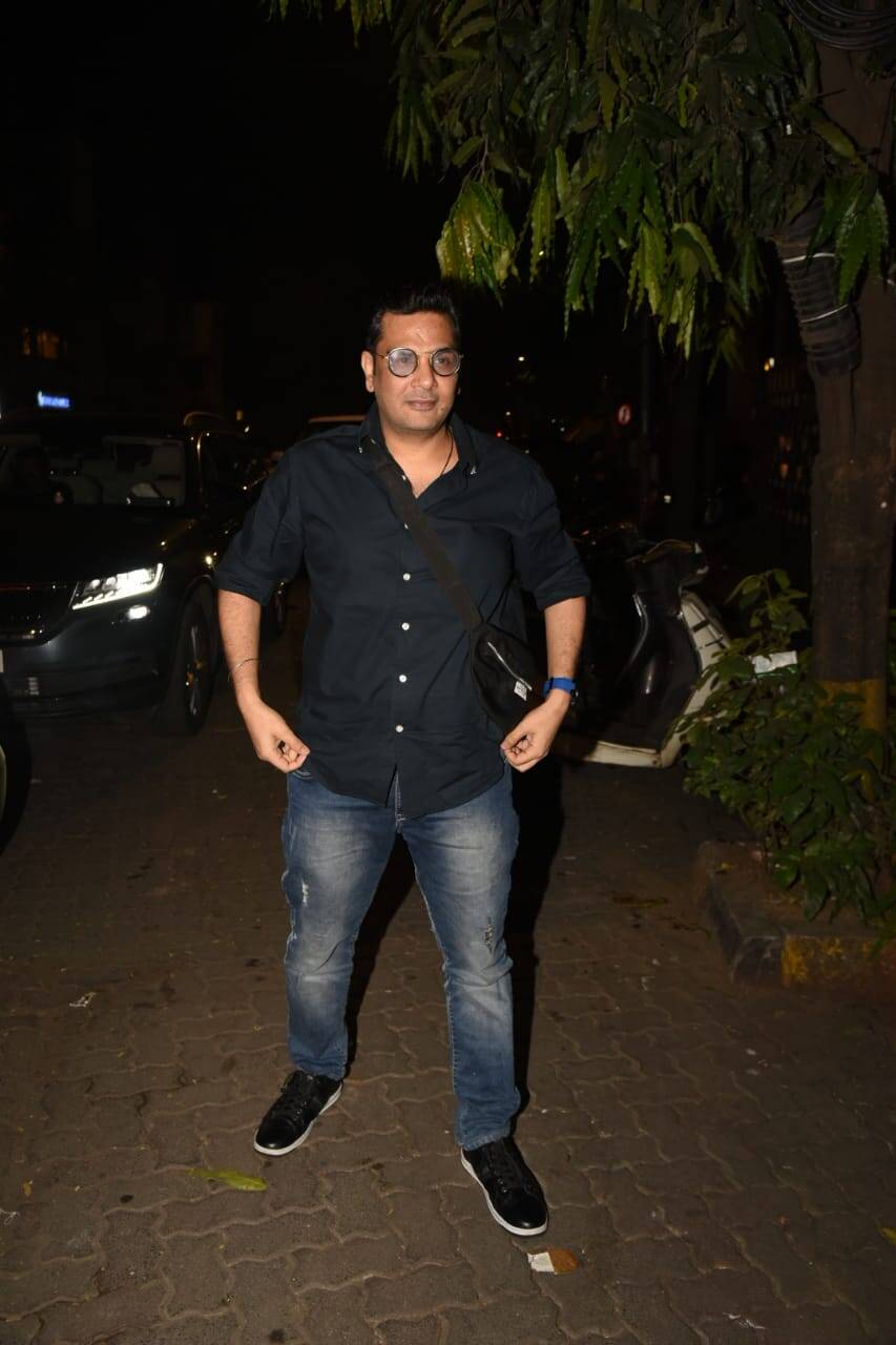 Kartik Birthday bash (4).