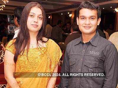 Jyoti & Vinay Bajaj's wedding party