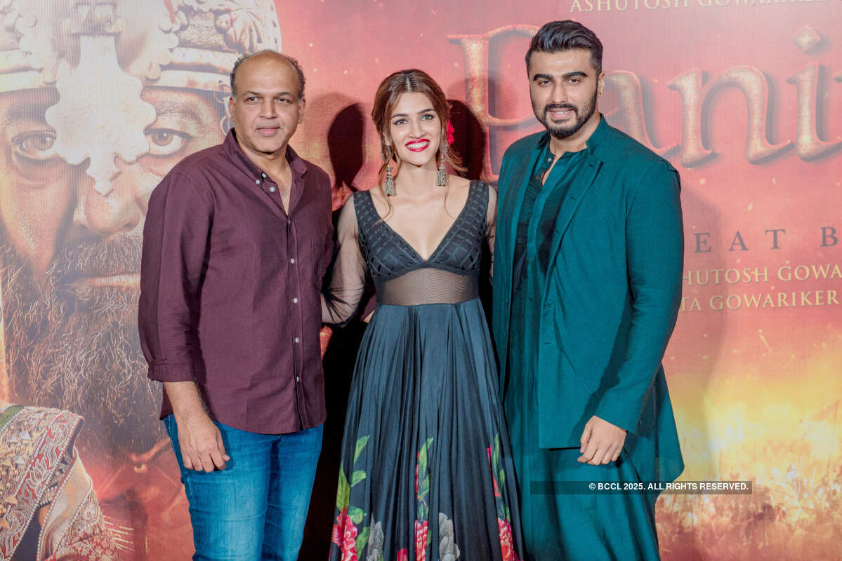 Ashutosh Gowariker, Kriti Sanon and Arjun Kapoor