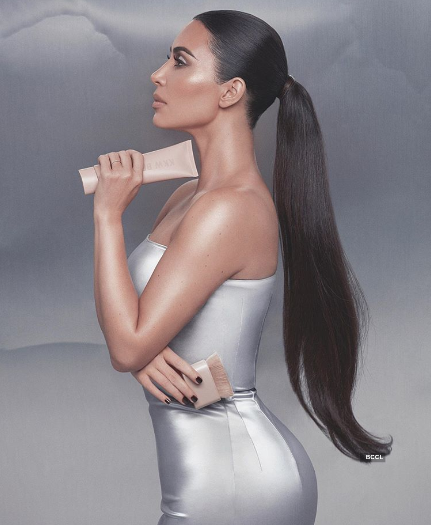 Kim Kardashian Teases Fans With Her Captivating Photoshoots Pics Kim Kardashian Teases Fans